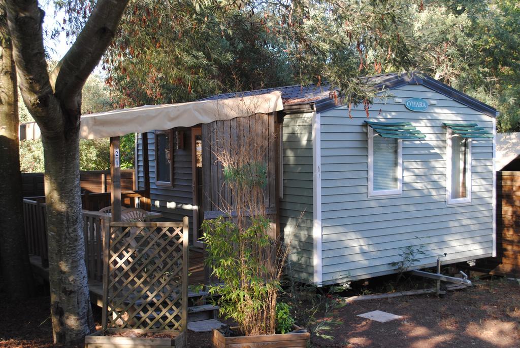 Camping Lou Cabasson 봄레미모사 외부 사진