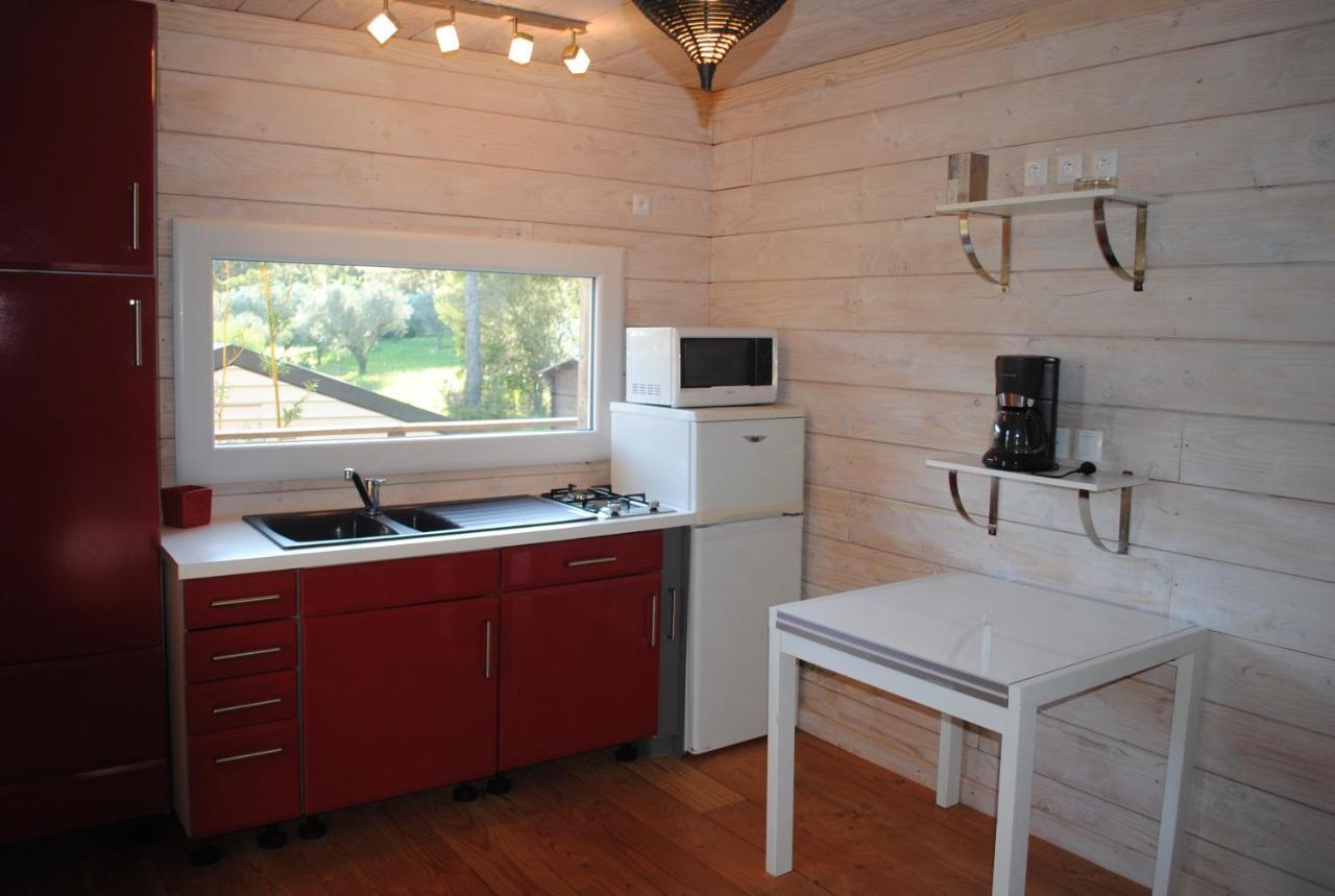 Camping Lou Cabasson 봄레미모사 외부 사진